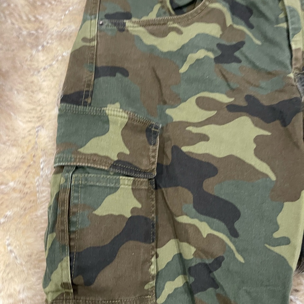 Alice  + Olivia‎ army pants - Picture 3 of 5